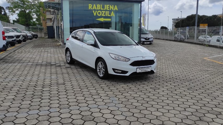 RABLJENO VOZILO FORD FOCUS 1,0 GTDI Mehanički mjenjač BENZIN 81171