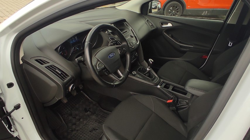 RABLJENO VOZILO FORD FOCUS 1,0 GTDI Mehanički mjenjač BENZIN 81171