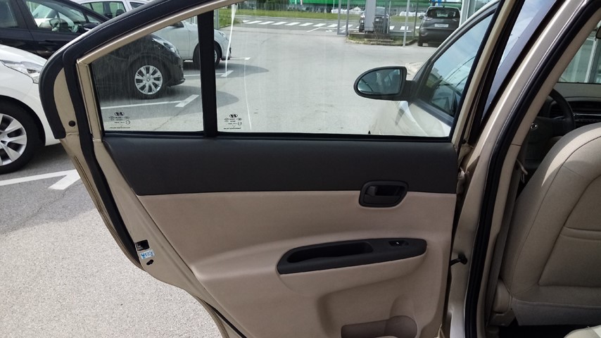 RABLJENO VOZILO HYUNDAI ACCENT 1,4 I Mehanički mjenjač BENZIN 223433