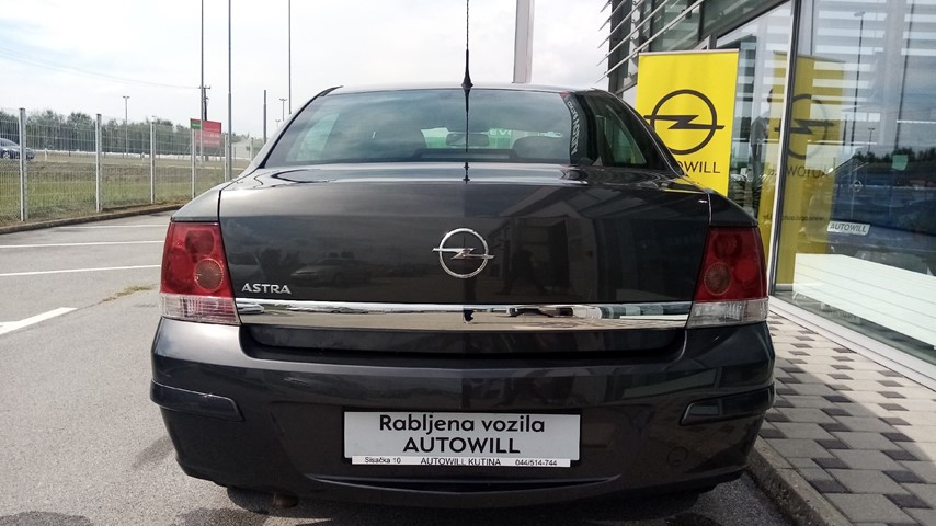 RABLJENO VOZILO OPEL ASTRA 1,6 16 V ENJOY Mehanički mjenjač BENZIN 223310