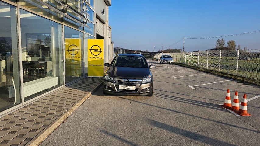 RABLJENO VOZILO OPEL ASTRA 1,6 16V Mehanički mjenjač BENZIN 224065