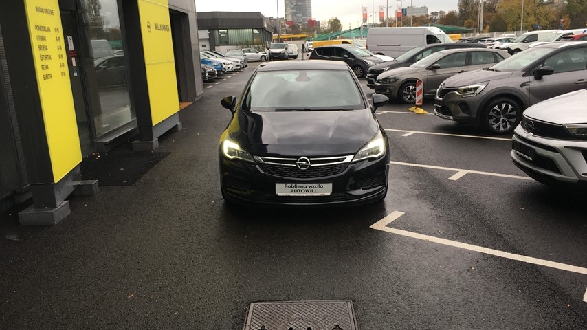 RABLJENO VOZILO OPEL ASTRA 1,6 CDTI Mehanički mjenjač DIESEL 223620