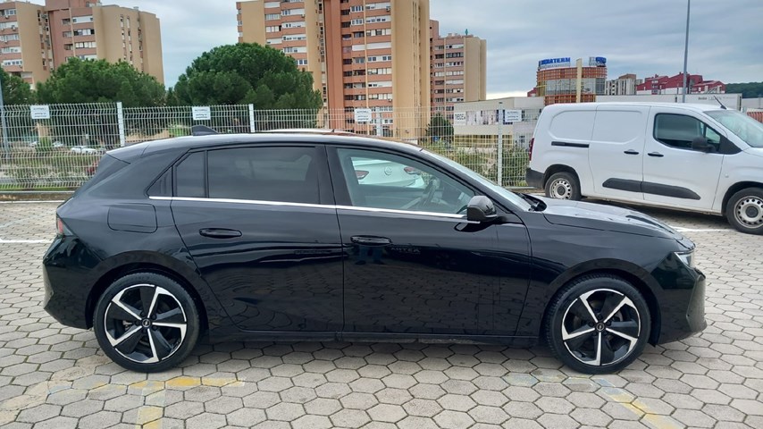 RABLJENO VOZILO OPEL ASTRA ELEGANCE F 1,2 XHT MT6 Mehanički mjenjač BENZIN 224221