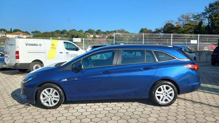 RABLJENO VOZILO OPEL ASTRA SPORTS TOURER EDITION 1,5 DVC Mehanički mjenjač DIESEL 223970