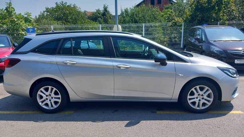 RABLJENO VOZILO OPEL ASTRA SPORTS TOURER EDITION F 1,5 DVC Mehanički mjenjač DIESEL 223346