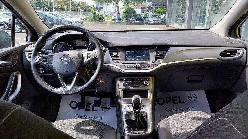 RABLJENO VOZILO OPEL ASTRA SPORTS TOURER ENJOY D 1.6 DTI MT6 Mehanički mjenjač DIESEL 223901