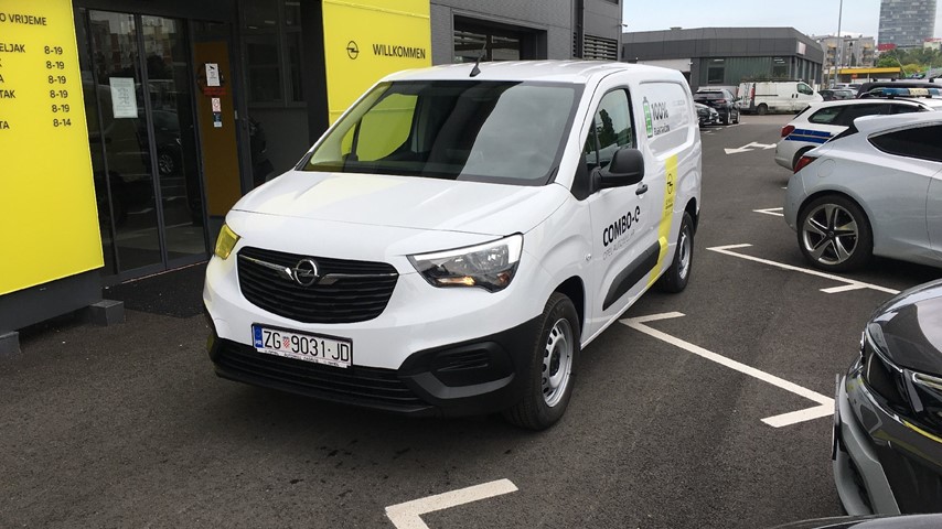 RABLJENO VOZILO OPEL COMBO PANEL VAN ENJOY L2H1 BPS Automatski mjenjač ELEKTRIČNI 81243