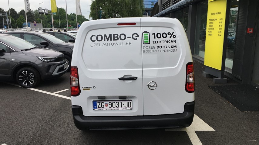 RABLJENO VOZILO OPEL COMBO PANEL VAN ENJOY L2H1 BPS Automatski mjenjač ELEKTRIČNI 81243