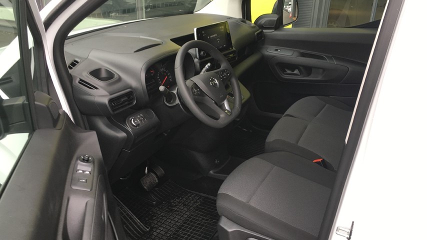 RABLJENO VOZILO OPEL COMBO PANEL VAN ENJOY L2H1 BPS Automatski mjenjač ELEKTRIČNI 81243