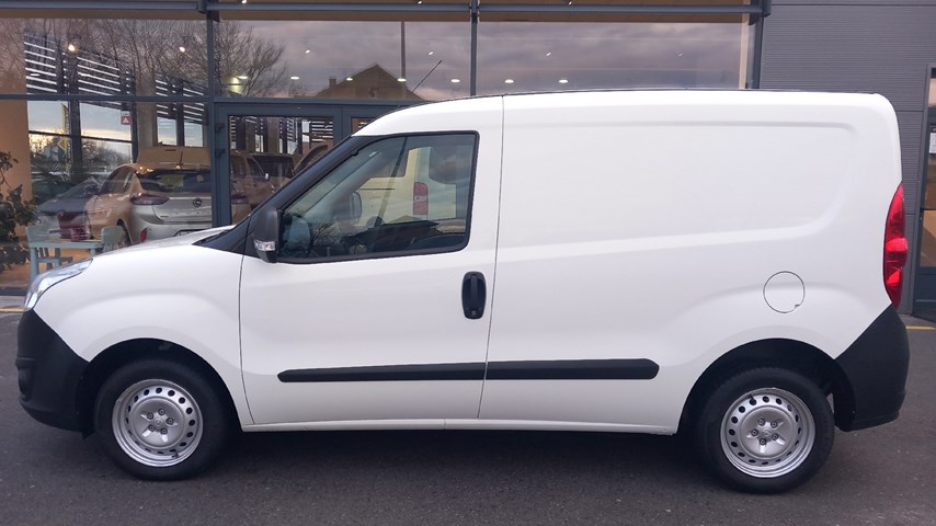 RABLJENO VOZILO OPEL COMBO VAN L1H1 1,3 DIE MT5 Mehanički mjenjač DIESEL 65706