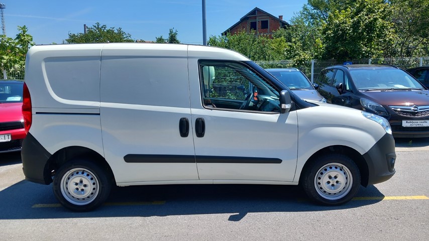 RABLJENO VOZILO OPEL COMBO VAN L1H1 B 1.3 DIE MT5 DIESEL 223288