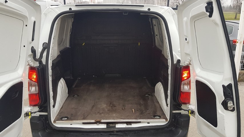 RABLJENO VOZILO OPEL COMBO VAN L1H1 ENJOY 1.5 DT MT5 Mehanički mjenjač DIESEL 67215