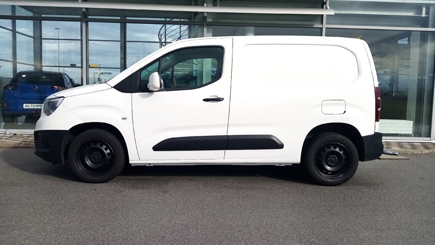 RABLJENO VOZILO OPEL COMBO VAN L1H1 ENJOY D1.5DT MT5 Mehanički mjenjač DIESEL 223447