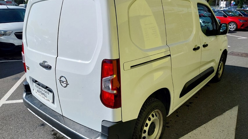 RABLJENO VOZILO OPEL COMBO VAN VAN ENJOY L1H1 D1,5DT MT5 Mehanički mjenjač DIESEL 223948