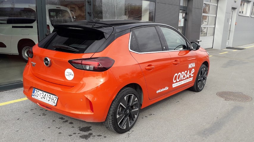 RABLJENO VOZILO OPEL CORSA E- ELEGANCE BATTERY Automatski mjenjač ELEKTRIČNI 67072