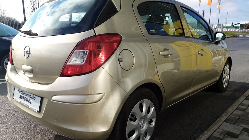 RABLJENO VOZILO OPEL CORSA ENJOY A14XER Mehanički mjenjač BENZIN 223731