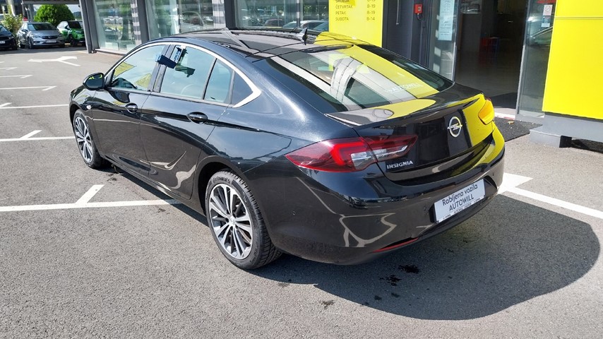 RABLJENO VOZILO OPEL INSIGNIA GRAND SPORT DYNAMIC D2.0DTH MT6 Mehanički mjenjač DIESEL 223908