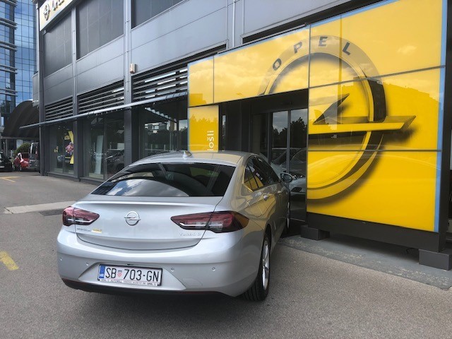 RABLJENO VOZILO OPEL INSIGNIA GRAND SPORT EDITION B1.6DTH MT6 Mehanički mjenjač DIESEL 80580