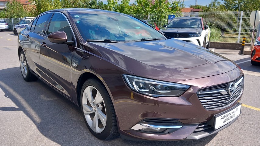 RABLJENO VOZILO OPEL INSIGNIA GRANDSPORT DYNAMIC 1,6 DTH Mehanički mjenjač DIESEL 65693