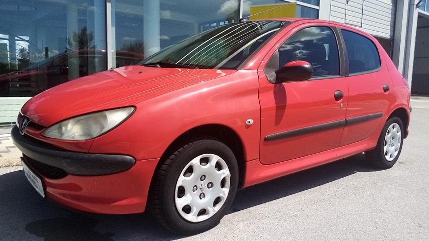 RABLJENO VOZILO PEUGEOT 206 1,4 I Mehanički mjenjač BENZIN 223299