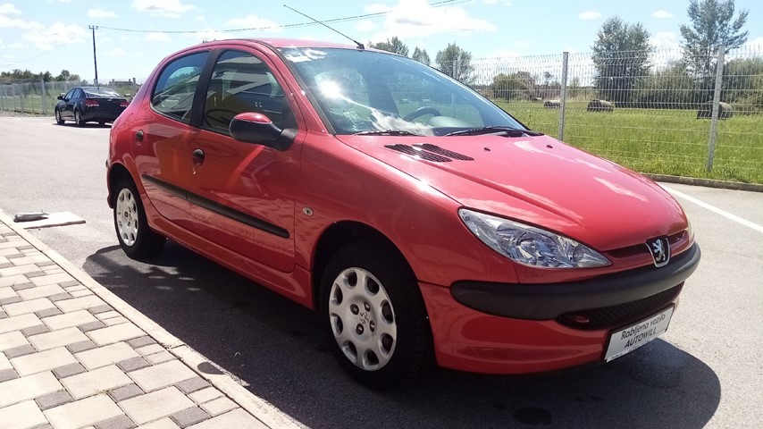 RABLJENO VOZILO PEUGEOT 206 1,4 I Mehanički mjenjač BENZIN 223299