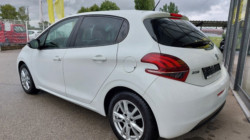 RABLJENO VOZILO PEUGEOT 208 1.6 HDI Mehanički mjenjač DIESEL 20825