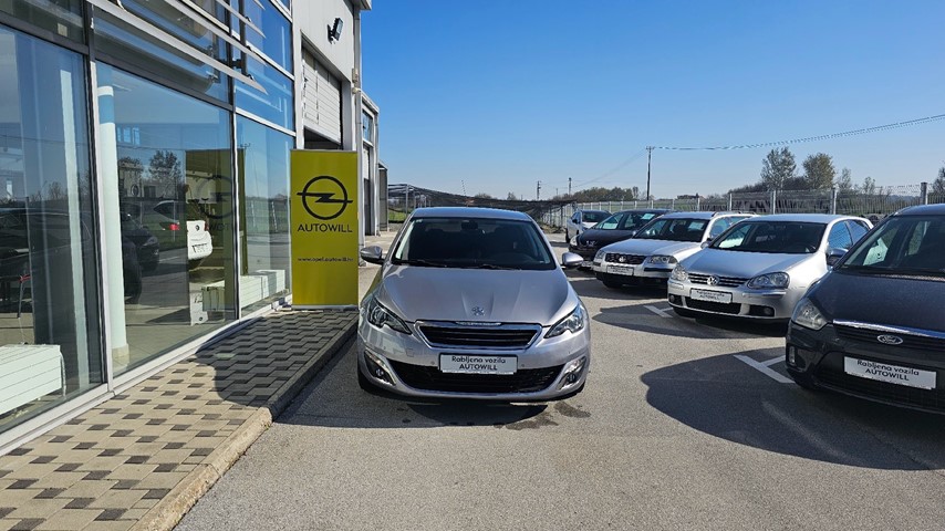 RABLJENO VOZILO PEUGEOT 308 1,6 HDI Mehanički mjenjač DIESEL 223897