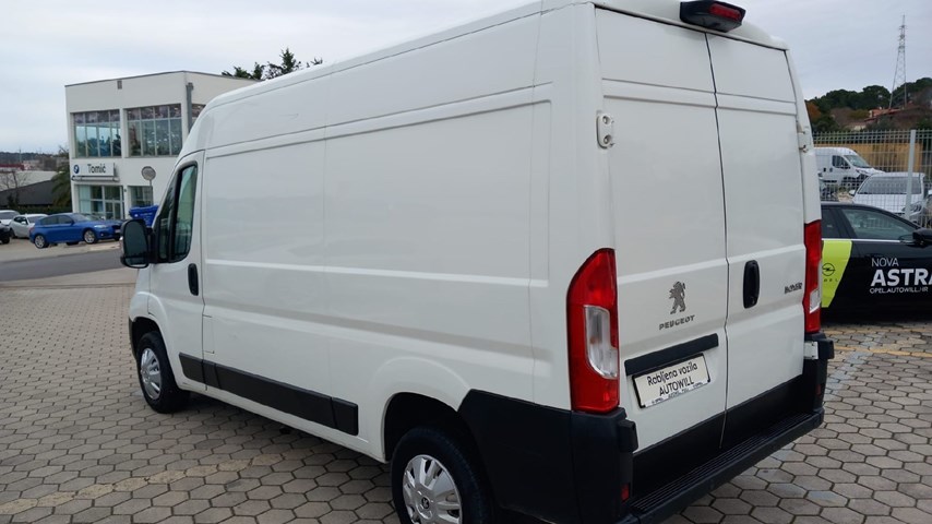 RABLJENO VOZILO PEUGEOT BOXER PACK 335 L2H2 2,0 BlueHDi 160 Mehanički mjenjač DIESEL 27382