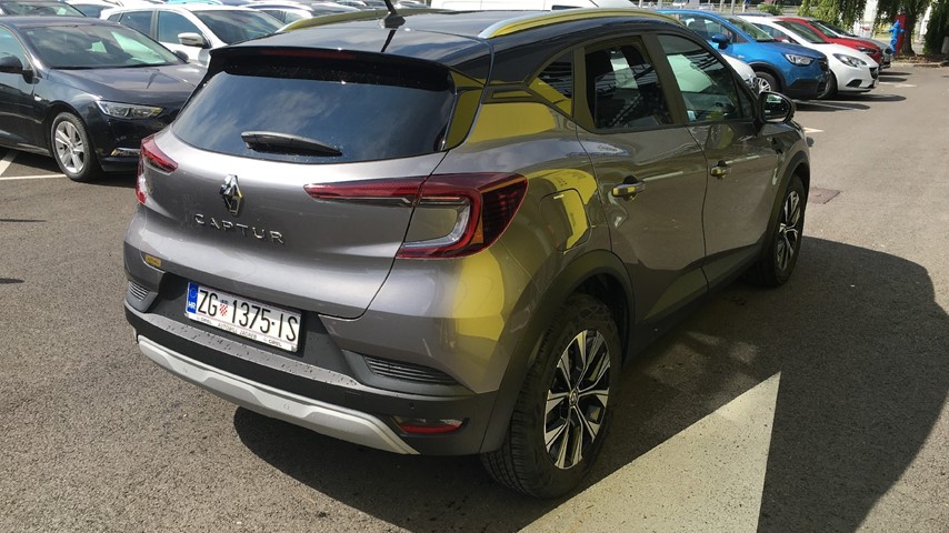 RABLJENO VOZILO RENAULT CAPTUR LIMITED TCE 90 Mehanički mjenjač BENZIN R151609