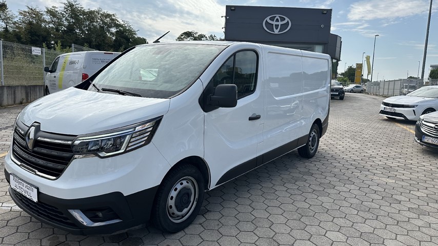 RABLJENO VOZILO RENAULT TRAFIK 2,0 DCI Mehanički mjenjač DIESEL 27368