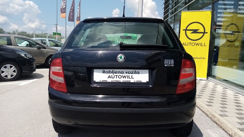 RABLJENO VOZILO ŠKODA FABIA 1,2 Mehanički mjenjač BENZIN 223262