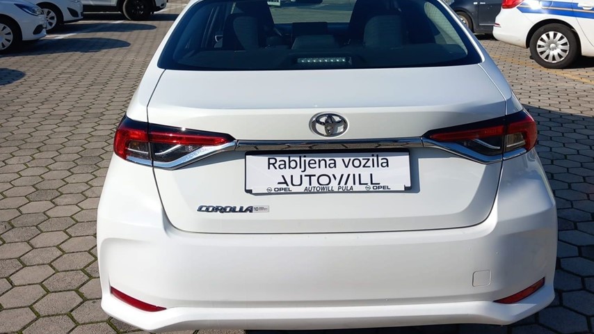 RABLJENO VOZILO TOYOTA COROLLA 1,5 VVT-I Mehanički mjenjač BENZIN 223778