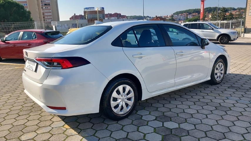 RABLJENO VOZILO TOYOTA COROLLA 1,5 VVT-I Mehanički mjenjač BENZIN 223778