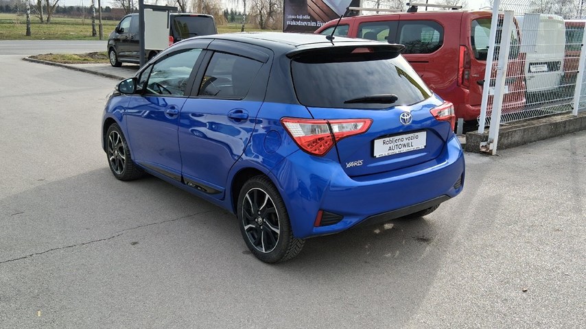 RABLJENO VOZILO TOYOTA YARIS 1,5 VVT-iE BI-TONE Mehanički mjenjač BENZIN 20866