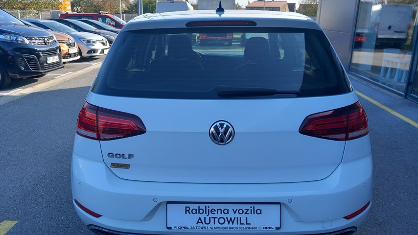 RABLJENO VOZILO VOLKSWAGEN GOLF 1,6 TDI Mehanički mjenjač DIESEL 65700