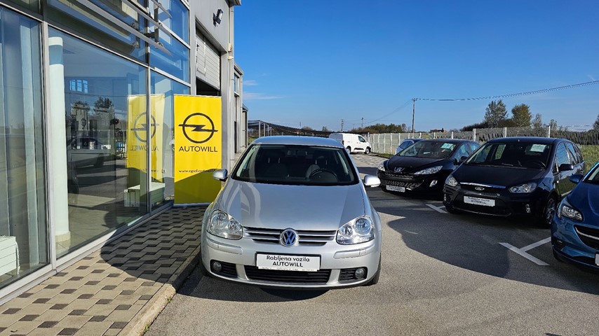 RABLJENO VOZILO VOLKSWAGEN GOLF 1,9 TDI Mehanički mjenjač DIESEL 223994