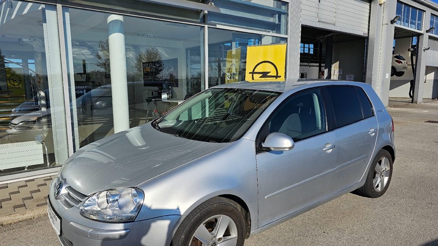 RABLJENO VOZILO VOLKSWAGEN GOLF 1,9 TDI Mehanički mjenjač DIESEL 223994