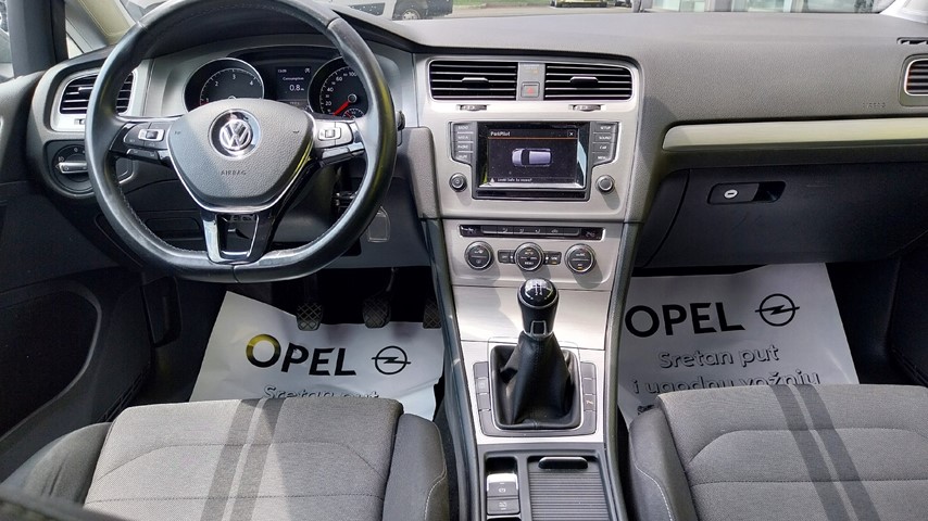 RABLJENO VOZILO VOLKSWAGEN GOLF COMFORTLINE 1,6 TDI Mehanički mjenjač DIESEL 223894