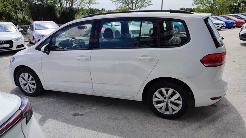 RABLJENO VOZILO VOLKSWAGEN TOURAN 1,6 TDI PLUS Mehanički mjenjač DIESEL 222614